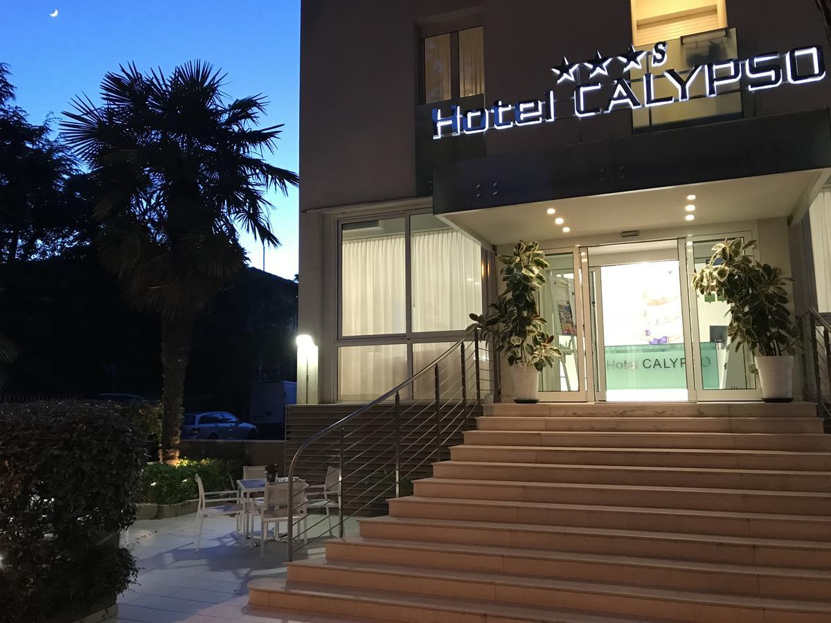 Hotel Calypso- Rimini Marina Centro Exterior photo