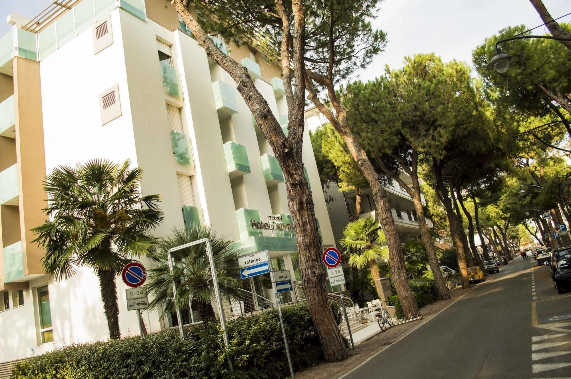 Hotel Calypso- Rimini Marina Centro Exterior photo